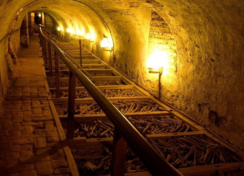 City Tour en Lima: con visita a las catacumbas de San Francisco: Un Viaje al Corazón Histórico de la Ciudad
